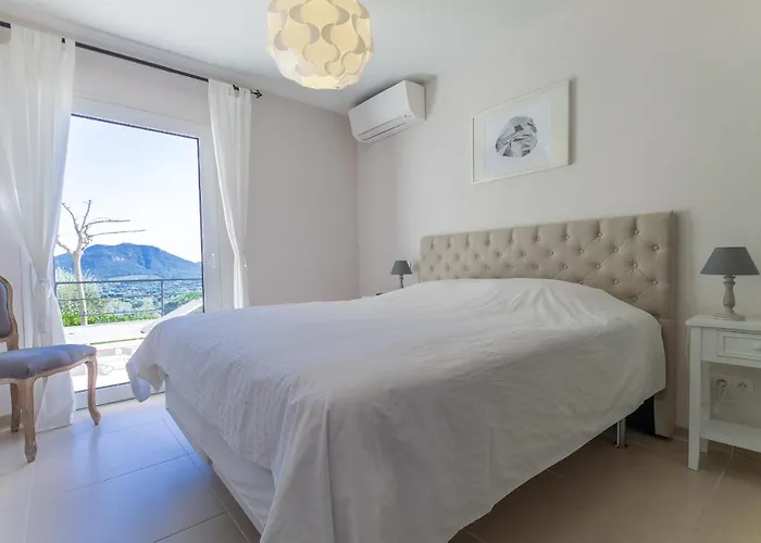 La Gaoute Villa *